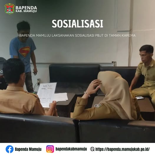 BAPENDA MAMUJU LAKSANAKAN SOSIALISASI PBJT DI TAMAN KAREMA