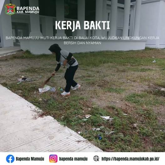 BAPENDA MAMUJU IKUTI KERJA BAKTI DI BALAI KOTA