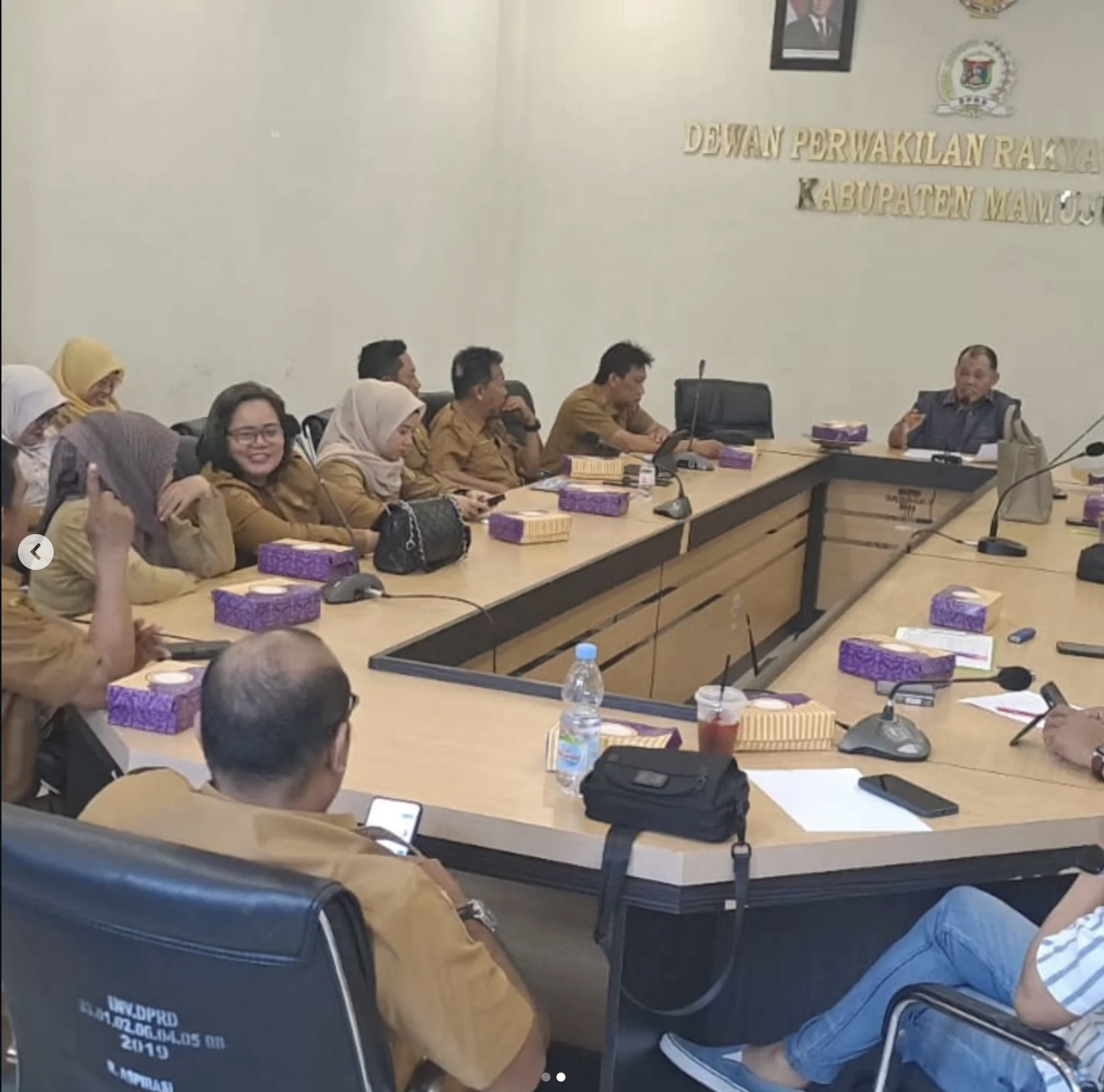 Rapat Pembahasan Target PAD 2026 di DPRD thumbnail